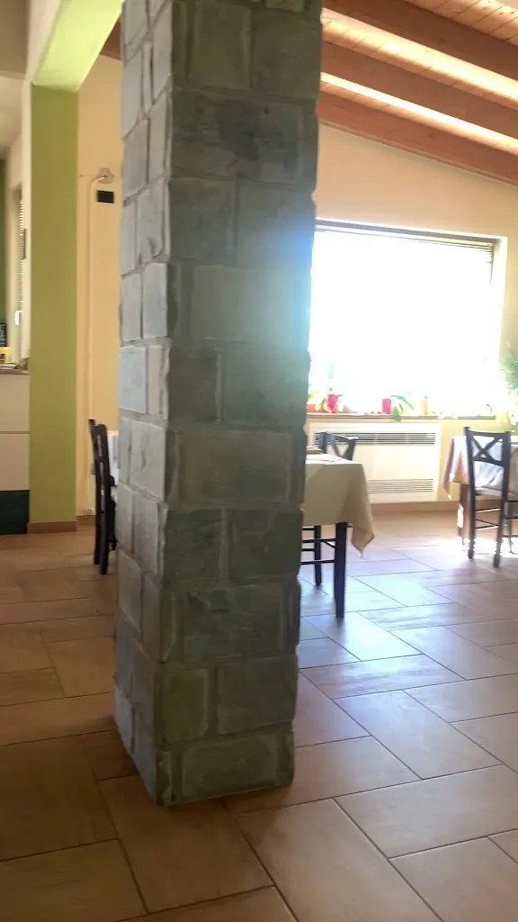 Ristorante Leukanika_Guardia Perticara_slider_image_2