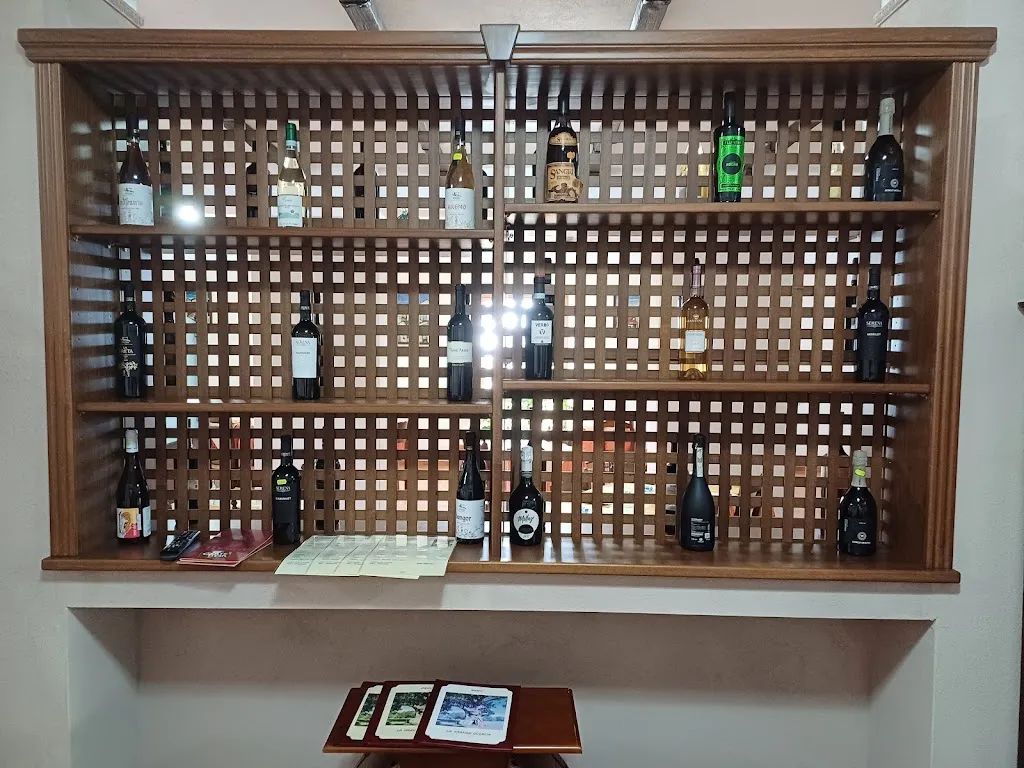 Bar Tabacchi Trattoria La Grande Quercia_Grumento Nova_slider_image_1