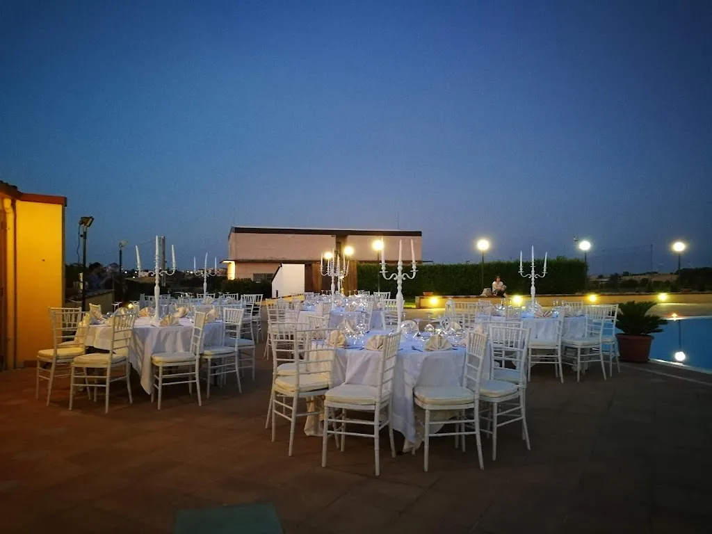 Piscina/Pizzeria Paradiso_Genzano di Lucania_slider_image_2
