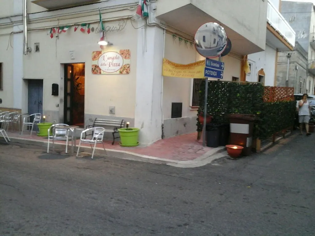 L'angolo della pizza restaurant in Irsina
