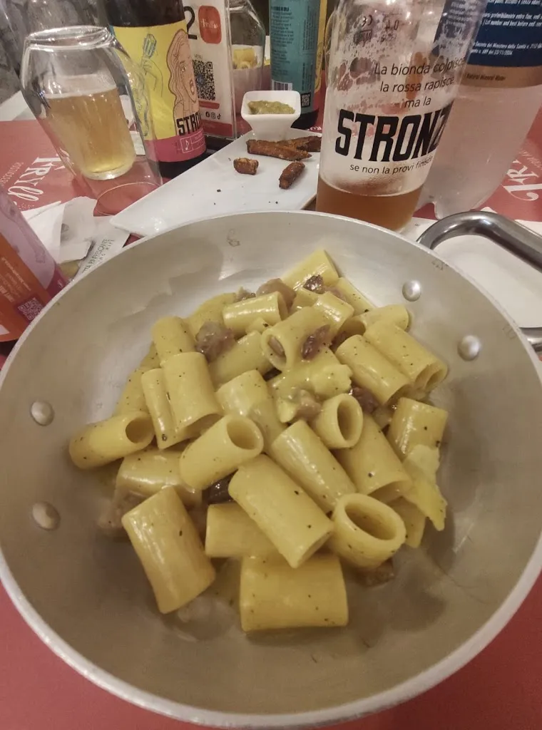 Stefania Carlomagno_Fryllos - Rosticceria artigianale_Latronico_review