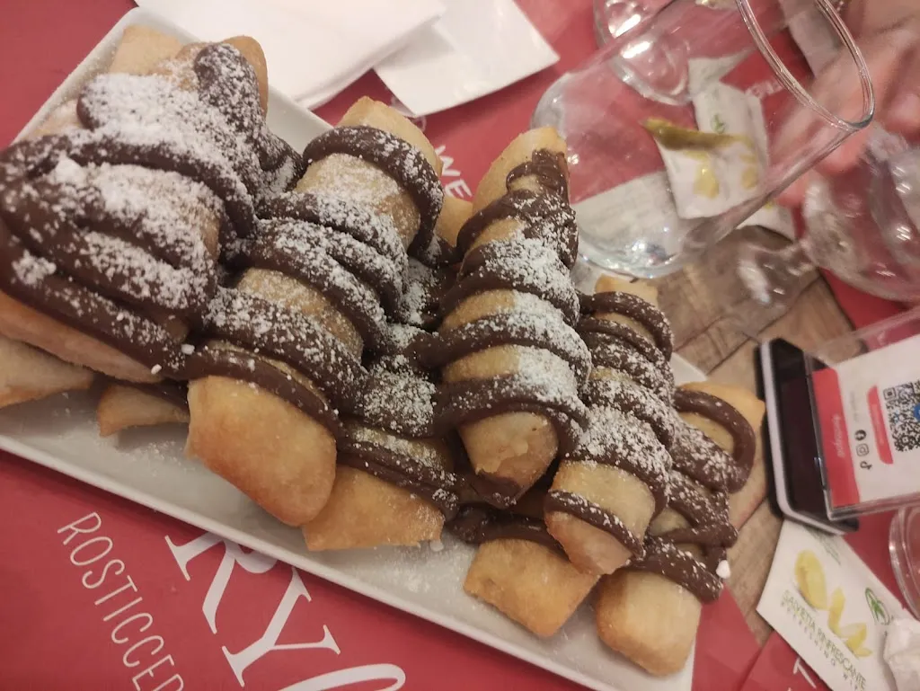 Fryllos - Rosticceria artigianale_Latronico_slider_image_3