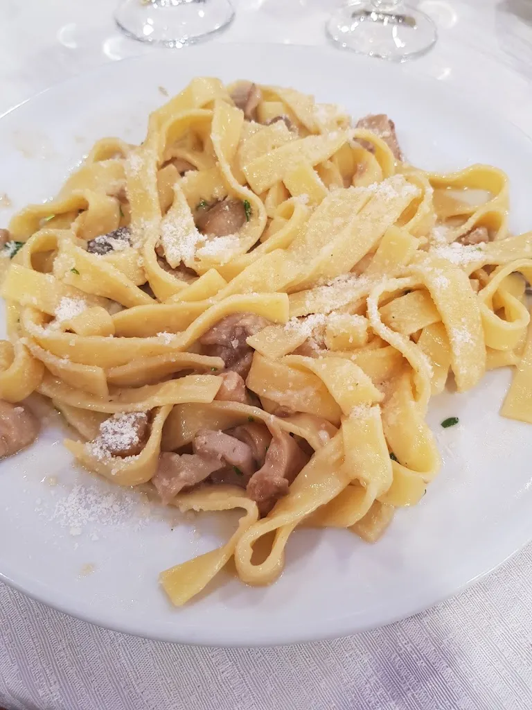 Piccolino restaurant in Lauria