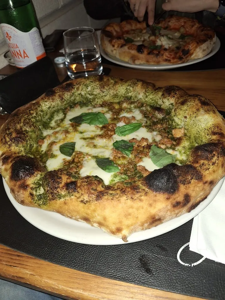 Giulia Tarantino_Joel in mille misture_Lauria_review