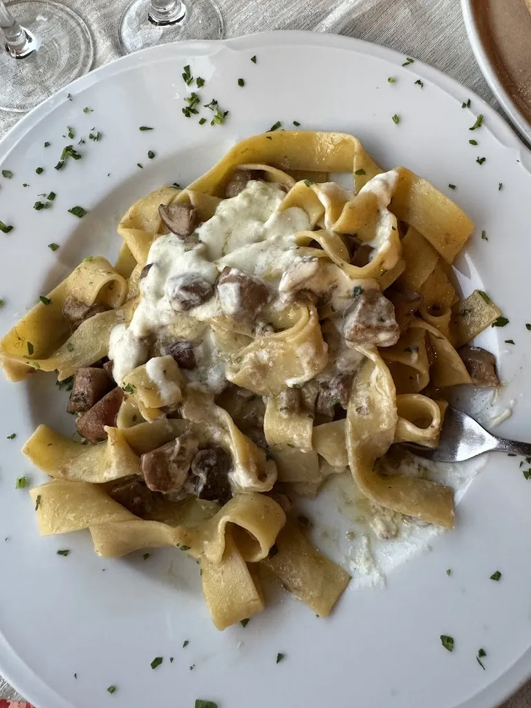 Olya An_Over Dream Ristorante Pizzeria Braceria_Lauria_review