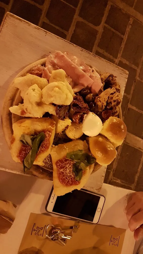 Menu_Taka Tuka Drink Food And Fried - street food Napoletano_Chieti_image_5