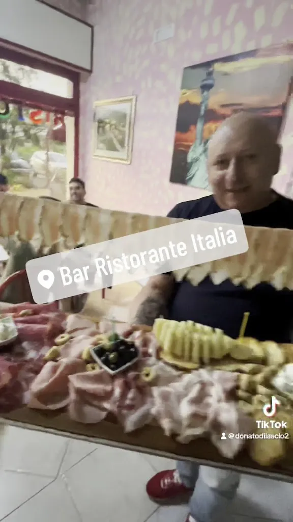 Bar Italia Lauria restaurant in Lauria