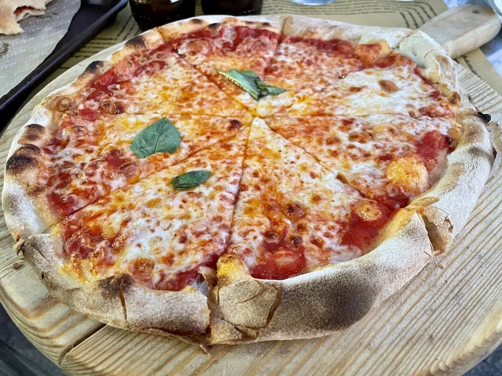 Vlad Curtean_MALÙ Pizzeria-Rosticceria_Lagonegro_review