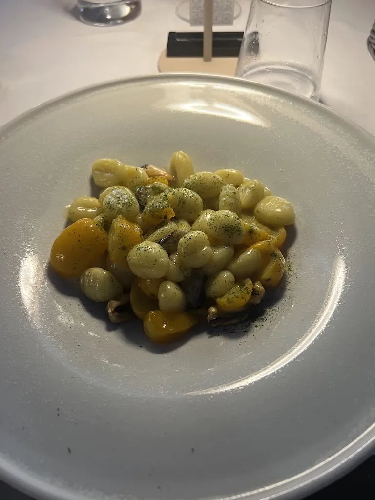 David Hindfelt_SANTI AL PORTO_Maratea_review