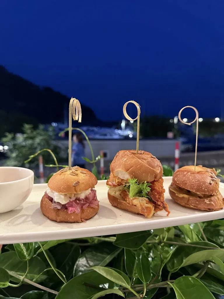 Edward K_SANTI AL PORTO_Maratea_review