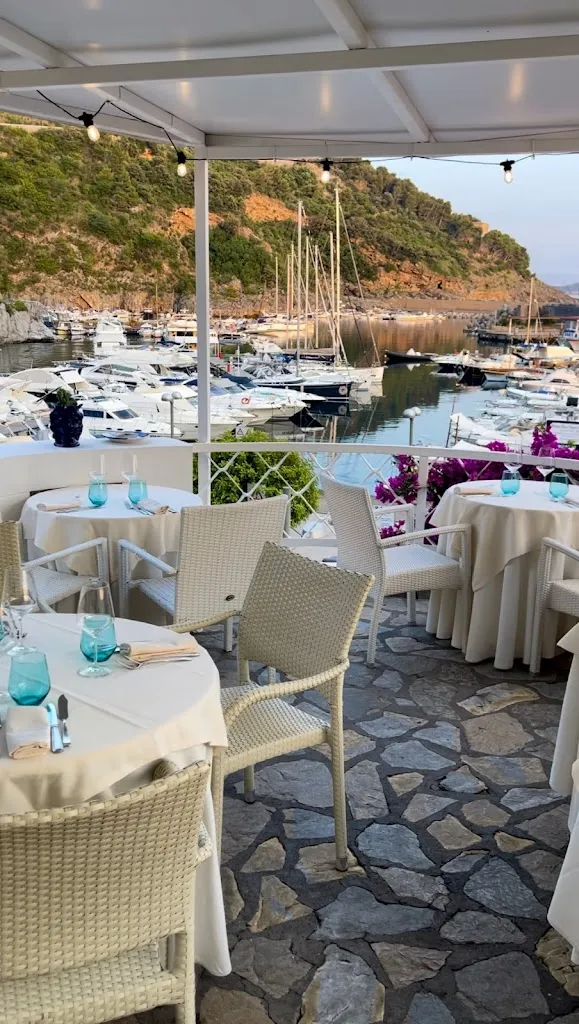 1999 il Ristorante Porto di Maratea restaurant in Maratea