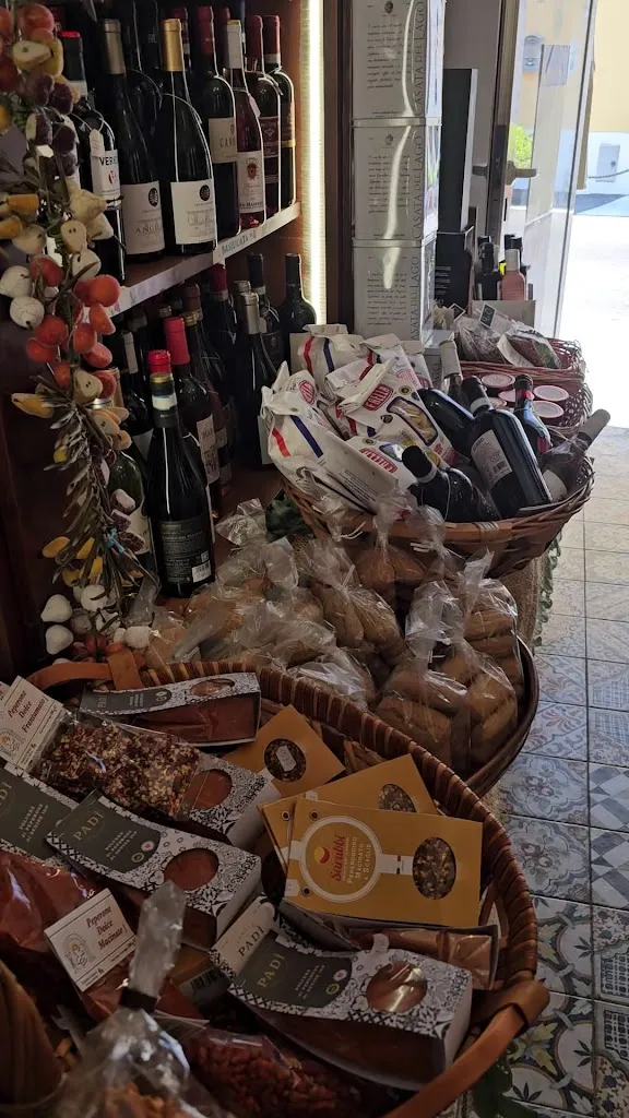 Divino Enoteca e Specialità Regionali_Maratea_slider_image_2