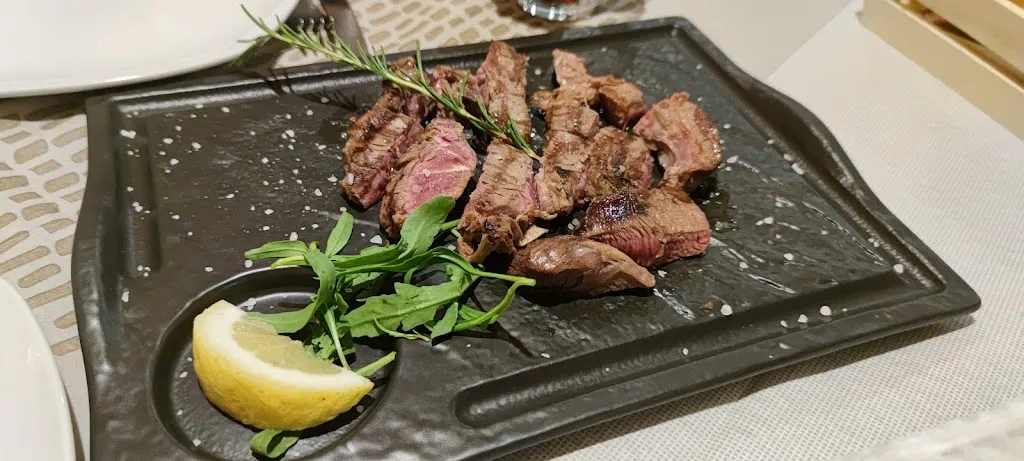 Giuseppe La Rocca_Sahara Ristopub_Lavello_review