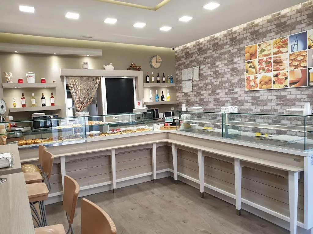 Pizzeria Rosticceria Pasta Fresca da Eva restaurant in Lavello