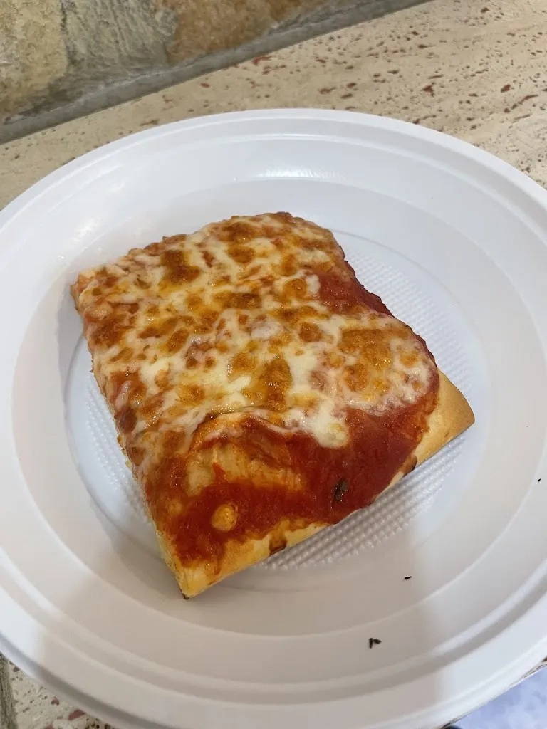 Debbie G_Pasticceria Rosticceria Golose Follie_Marsico Nuovo_review