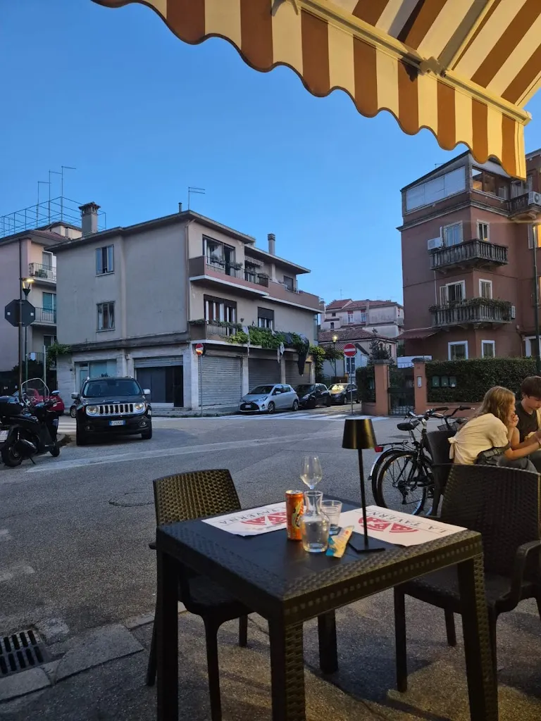 Rick D_Pizzeria La Taverna_Lido_review