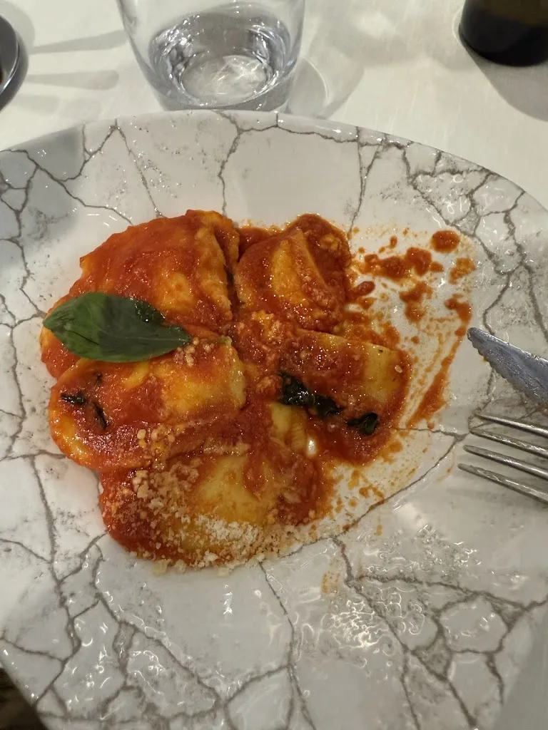 Gabriel C Dias_Restaurant Pizzeria Senso Unico_Marsicovetere_recensione