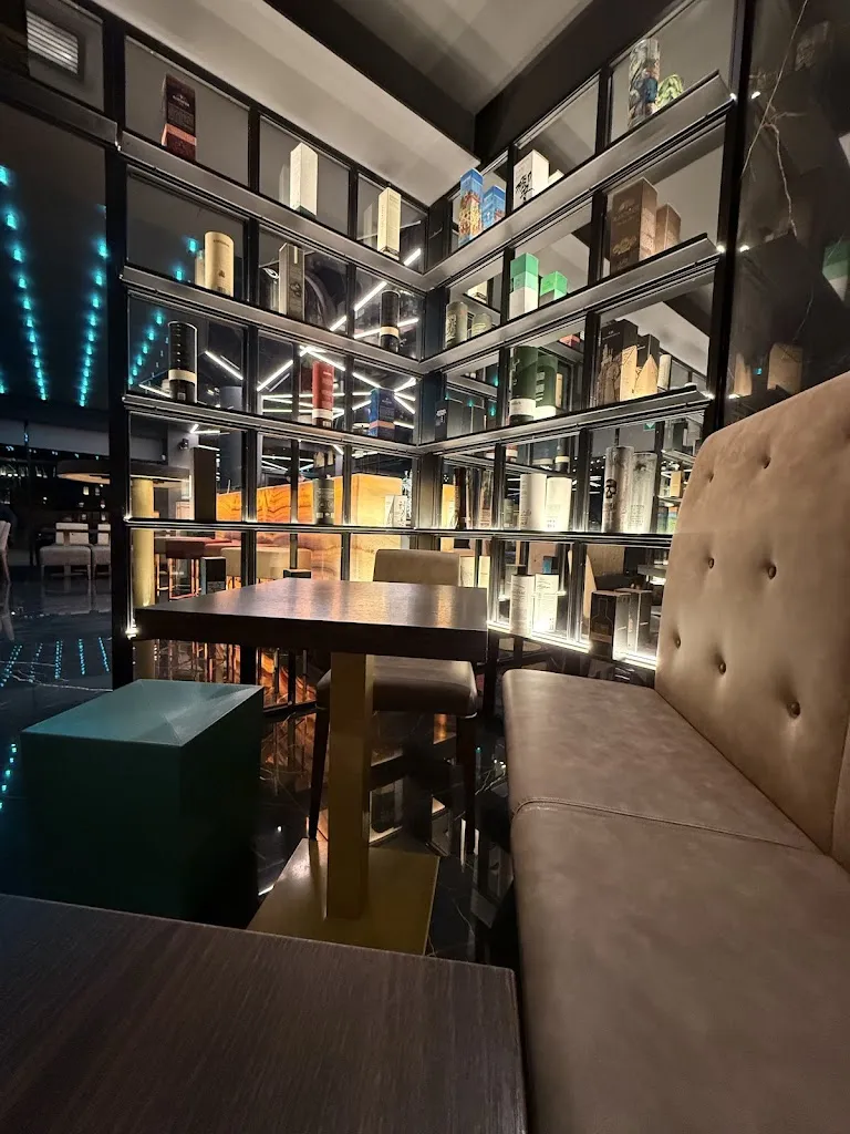 Kalan luxury lounge restaurant in Marsicovetere