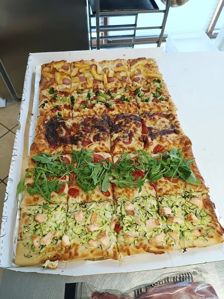 Loco Snack Bar di Romeo Gianluca_Marsicovetere_slider_image_3