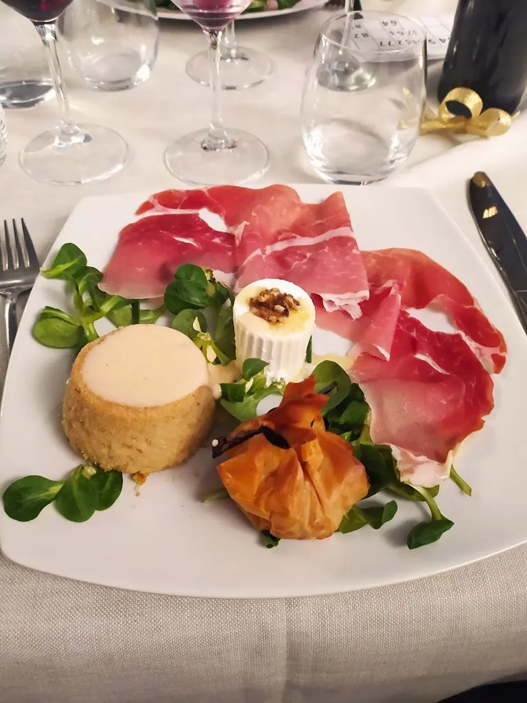 Phoenix food & drink_Marconia_slider_image_2