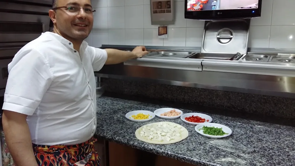 Pizzasfizio_Marconia_slider_image_2