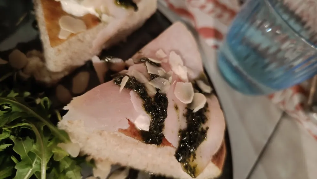 Daniele Afferri_Manuè - Pinsa & Cucina_Marconia_review