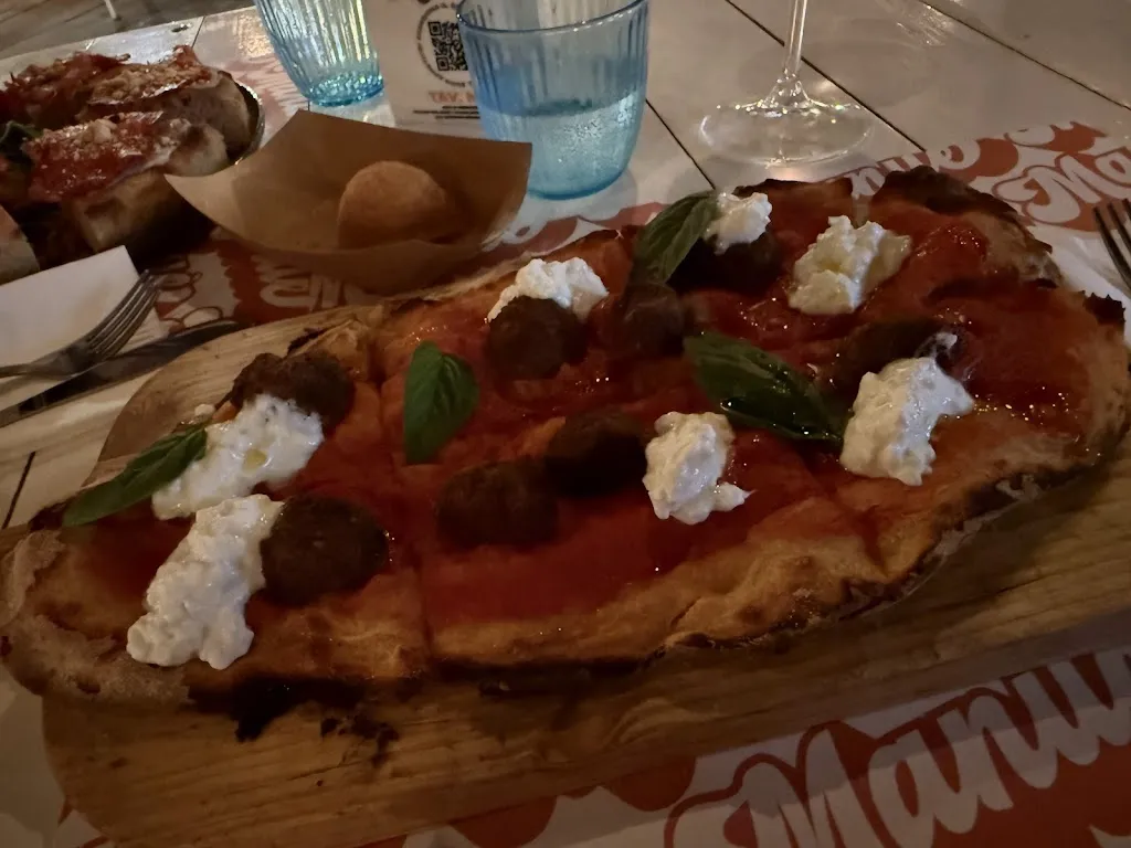 Manuè - Pinsa & Cucina_Marconia_slider_image_2