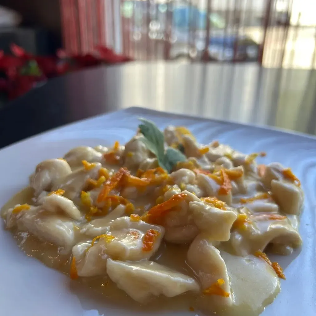 Too Chic Too Lunch Cafe - Bar E Tavola Calda_Marconia_slider_image_2