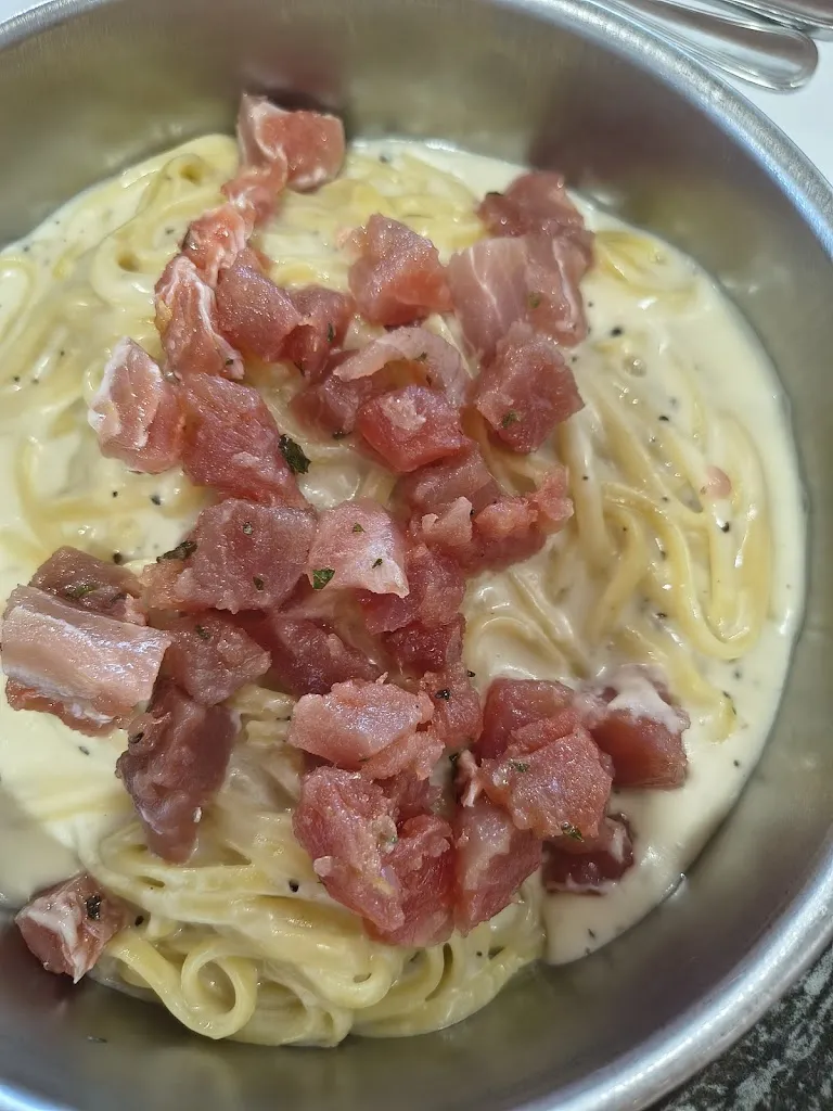 Francesco Alex Giorgio_Ristorante Emanto' Pisticci marina_Marconia_recensione