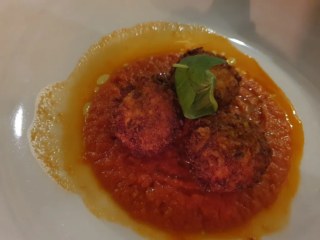 inno seamountains_Patio della Torre_Marconia_review