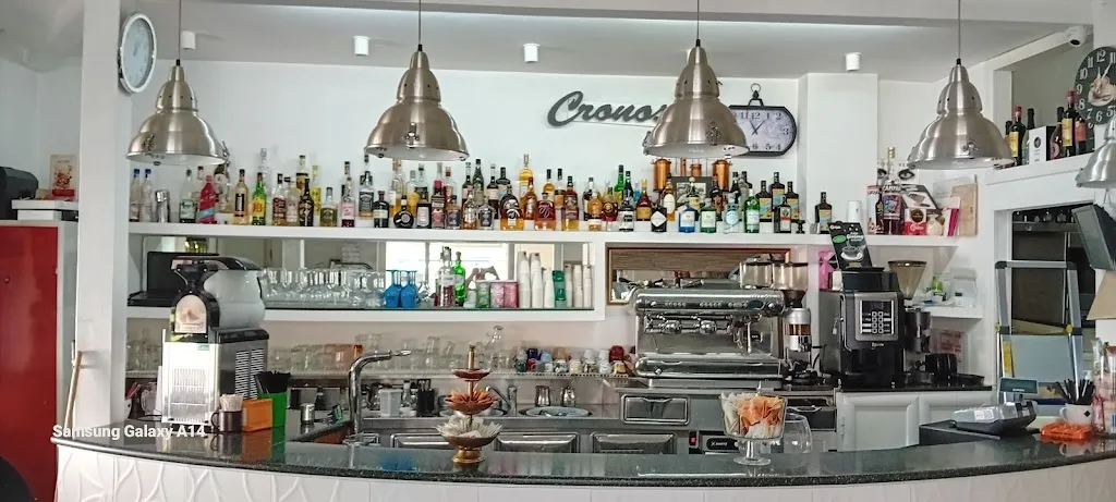 Cronos Cafe' restaurant in Marconia