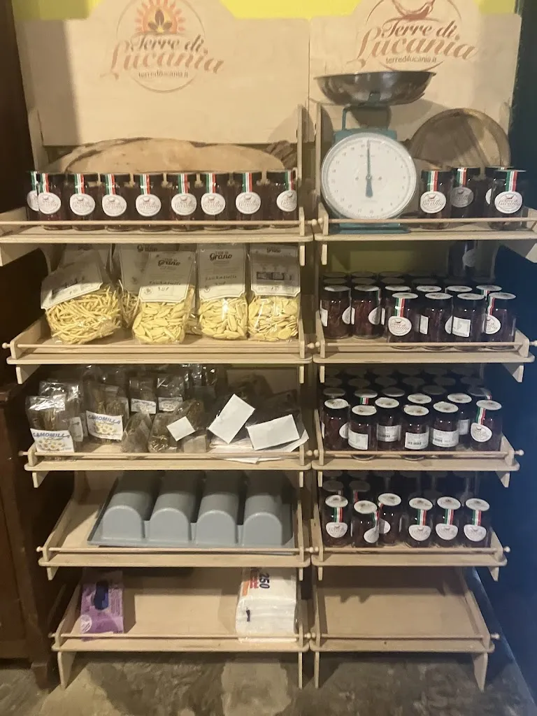 Andrew Naporovzky_Agriturismo Antico Mulino_Missanello_review