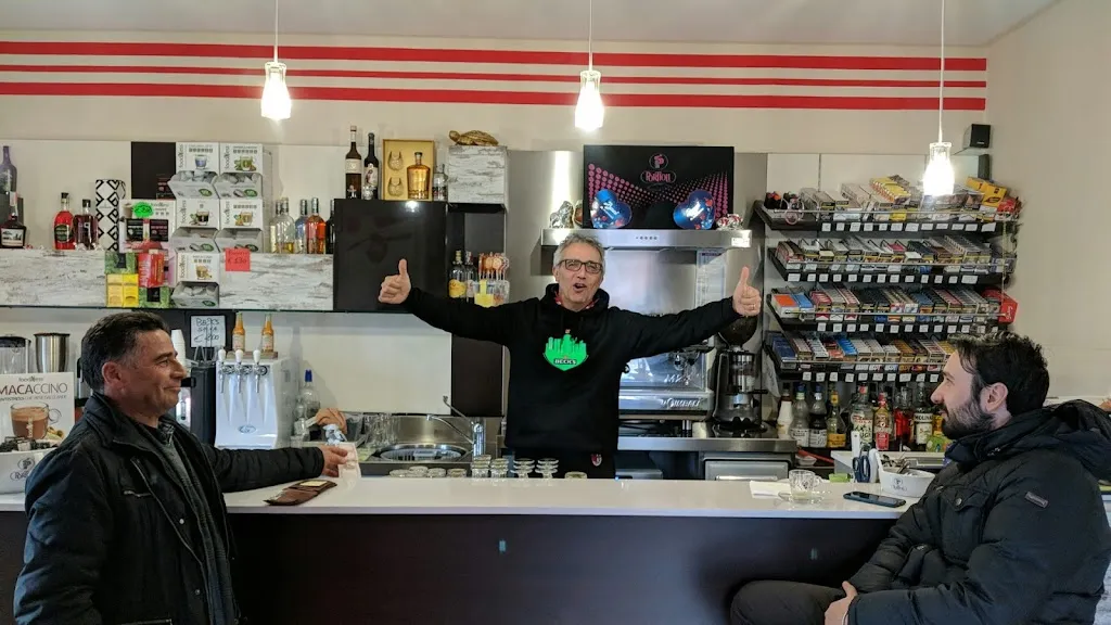 Bar Agorà - Racioppi Senatro_Missanello_slider_image_1