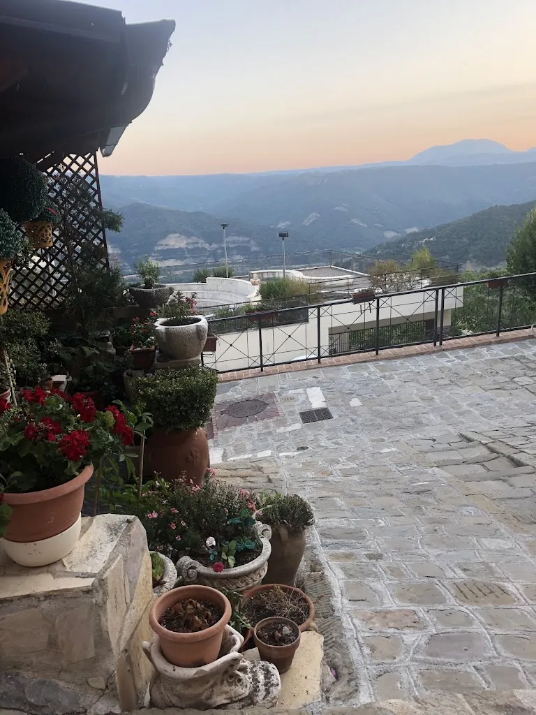 Bar Agorà - Racioppi Senatro_Missanello_slider_image_3