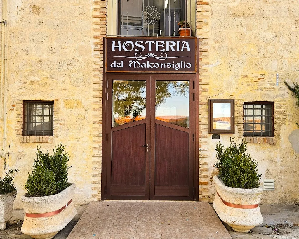 Hosteria del Malconsiglio restaurant in Miglionico