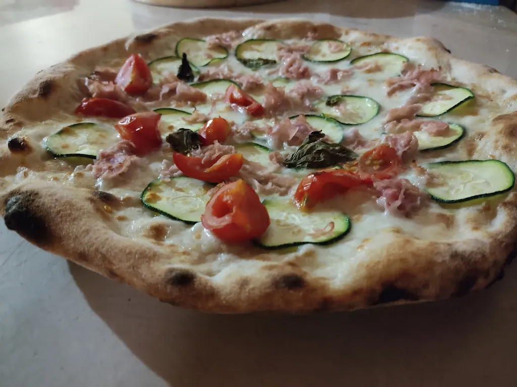 Menu_Pizzeria La Congiura_Miglionico_image_7