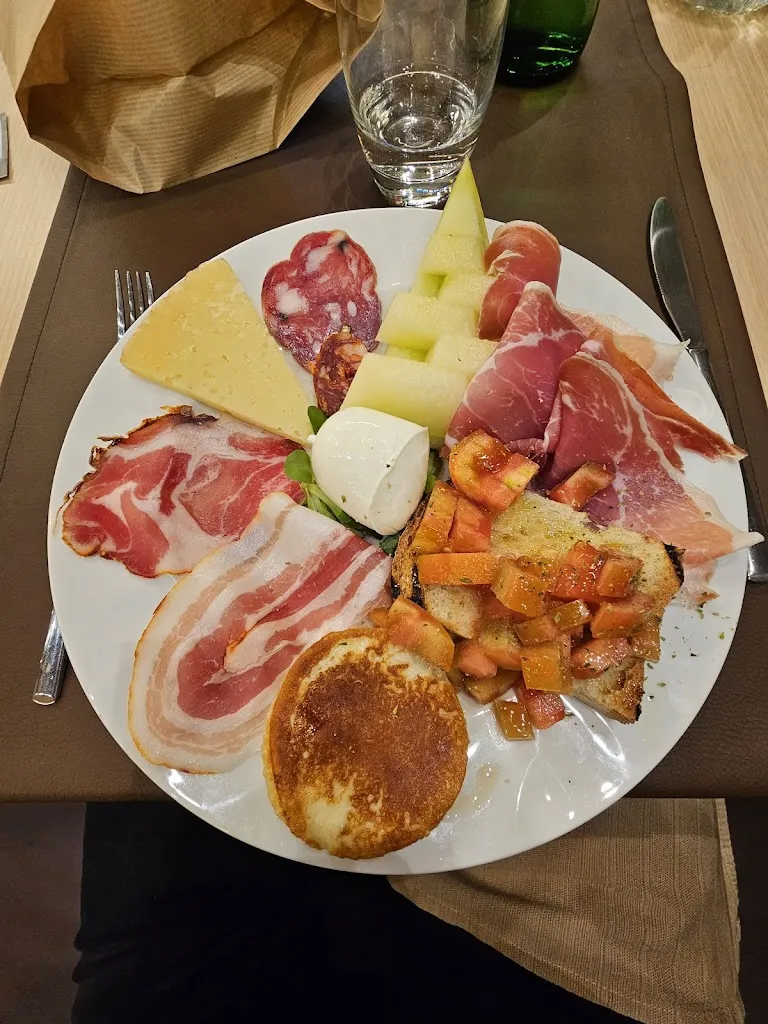 Moliendocafe' Ristorante Pizzeria Di Luglio Simona_Moliterno_slider_image_2