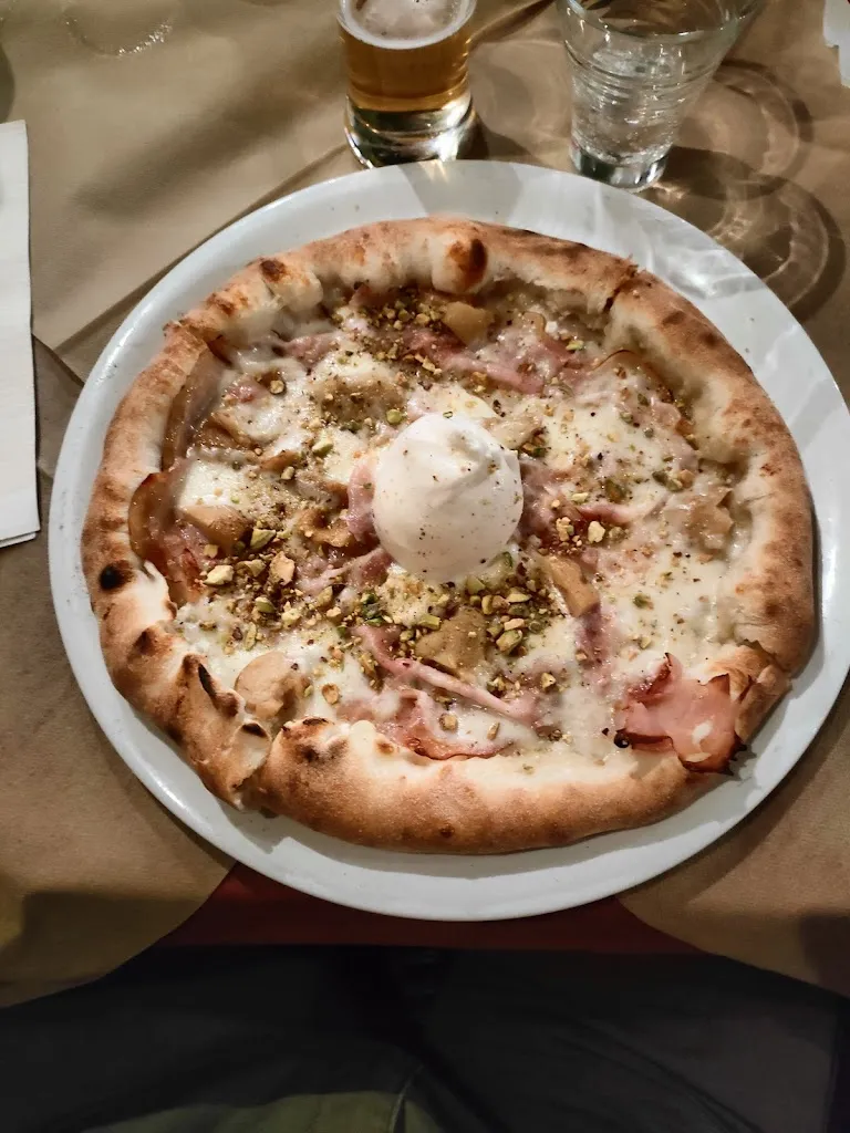 Felix Milione_Il Gatto e la Volpe _Montalbano Jonico_review