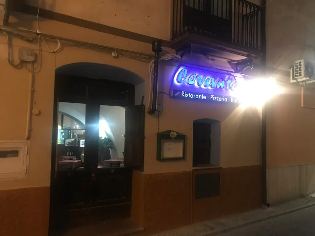 Pizzeria Ristorante Bar Levante_Montalbano Jonico_slider_image_3