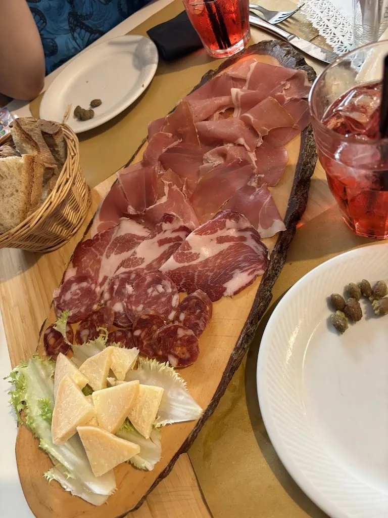 Bar Nives_Nemoli_slider_image_3