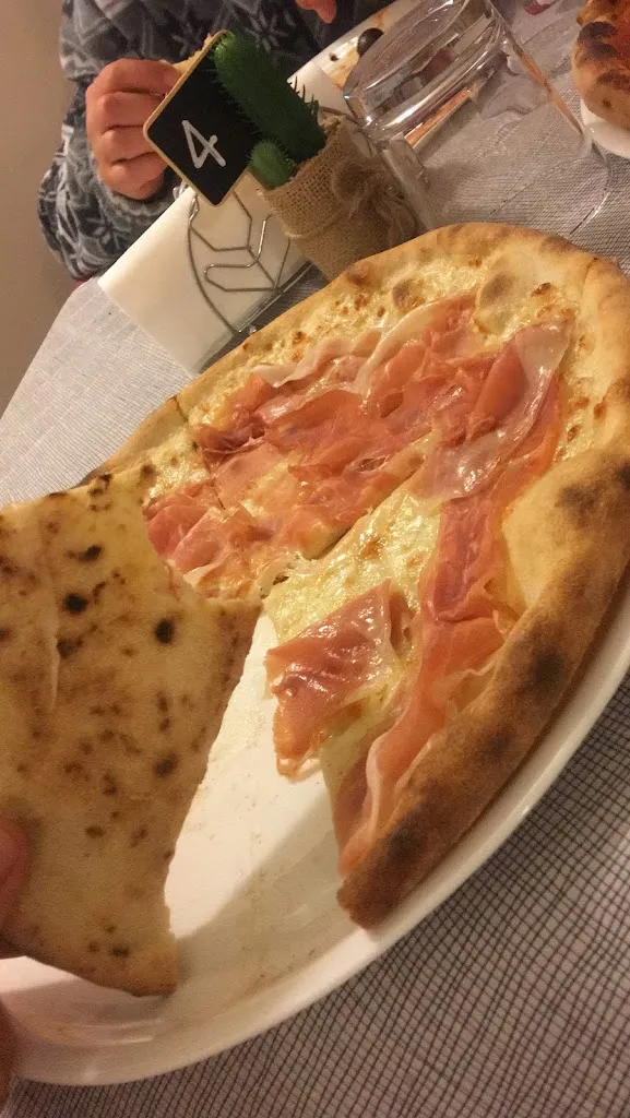 Trattoria Pizzeria Villa Belvedere_Montescaglioso_slider_image_1