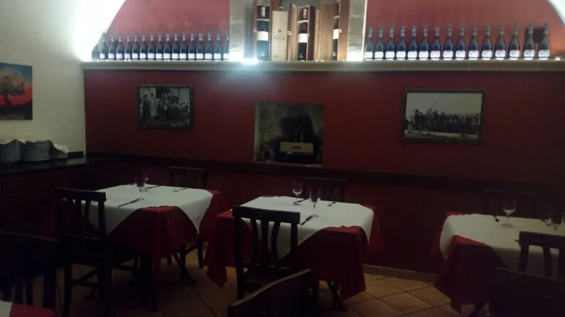 Caveosus Suglia Gianvincenzo Sas & C. restaurant in Montescaglioso
