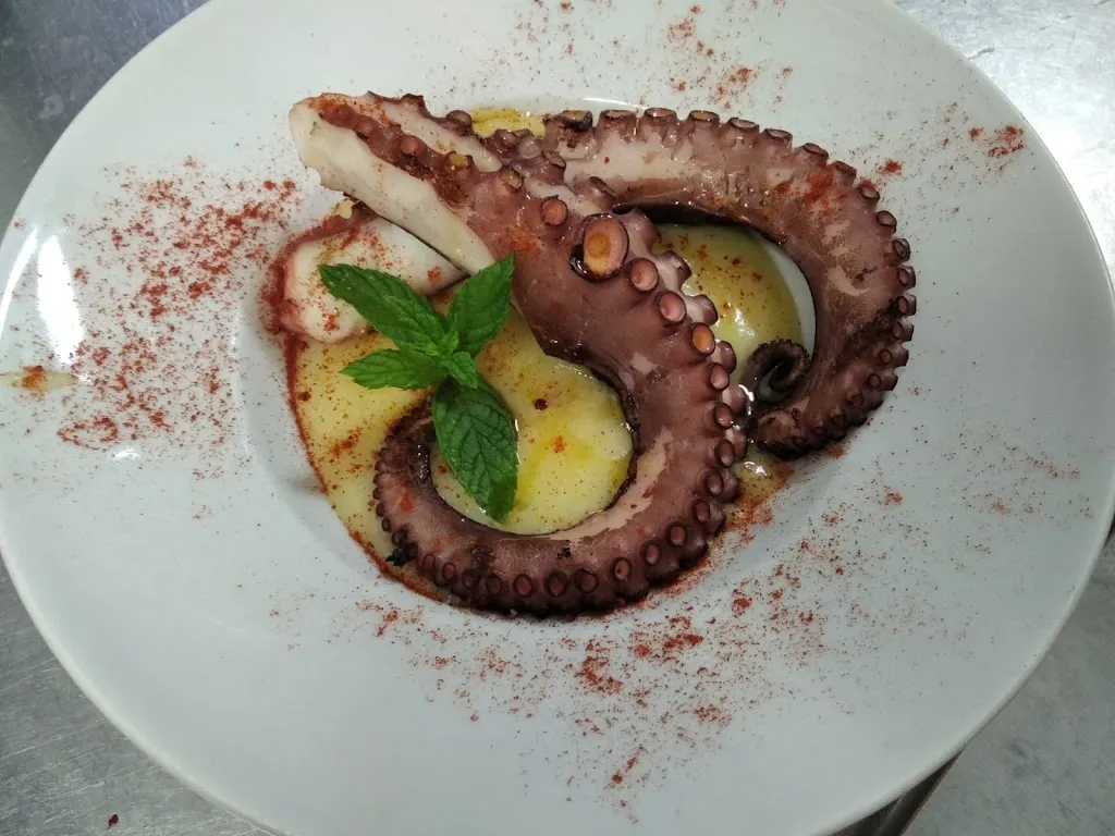 Caveosus Suglia Gianvincenzo Sas & C._Montescaglioso_slider_image_2