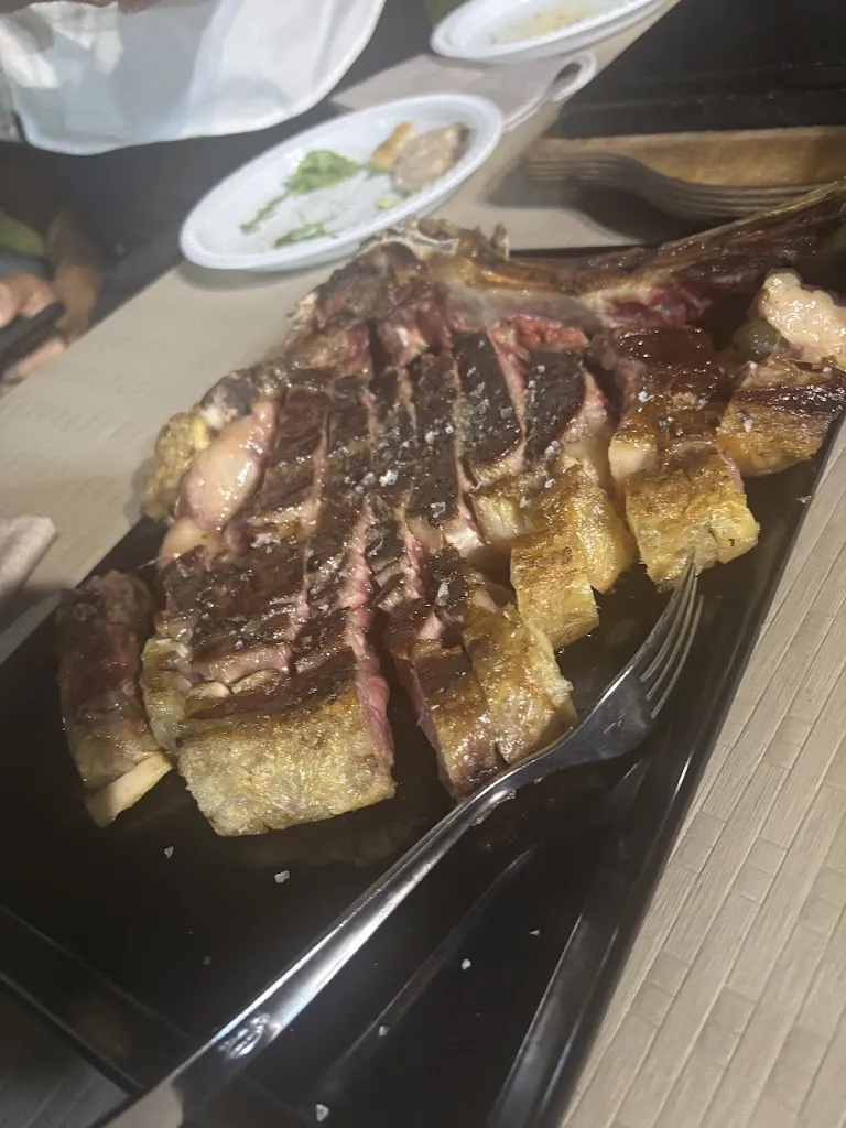 Anna Penza_Tre querce_Noepoli_review