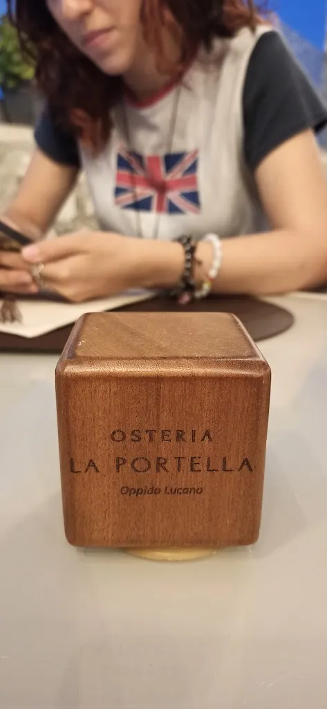 prof Antonio Mennuni_Osteria La Portella_Oppido Lucano_recensione