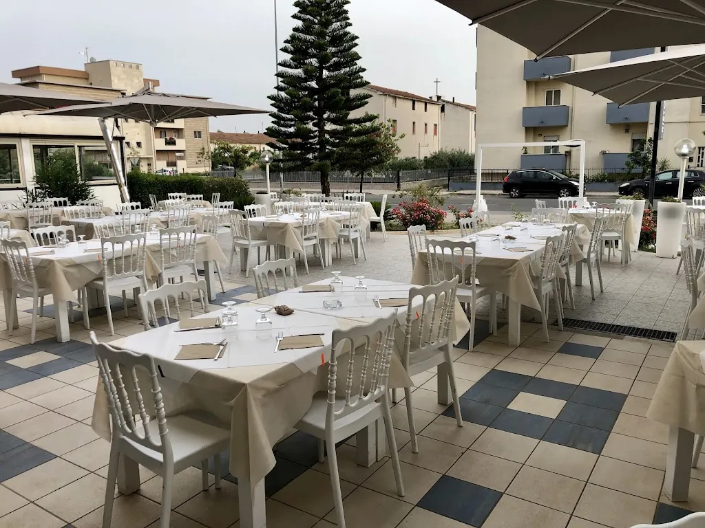 Ristorante Pizzeria Rodolfo_Nova Siri_slider_image_1