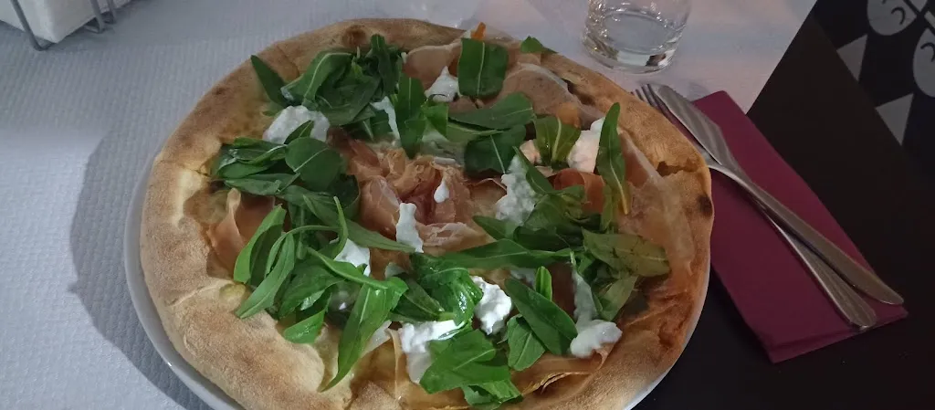 Carelis Acinapura_I Due Ghiottoni_Nova Siri_review