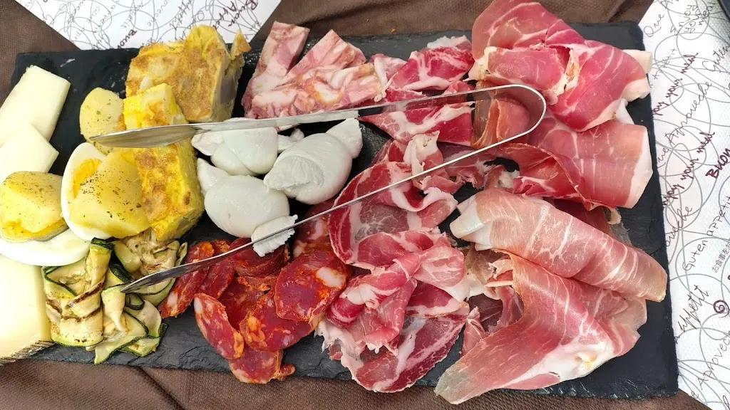 Nicola la Tigre Barzagli_VialeQuaranta9”_Pietragalla_review