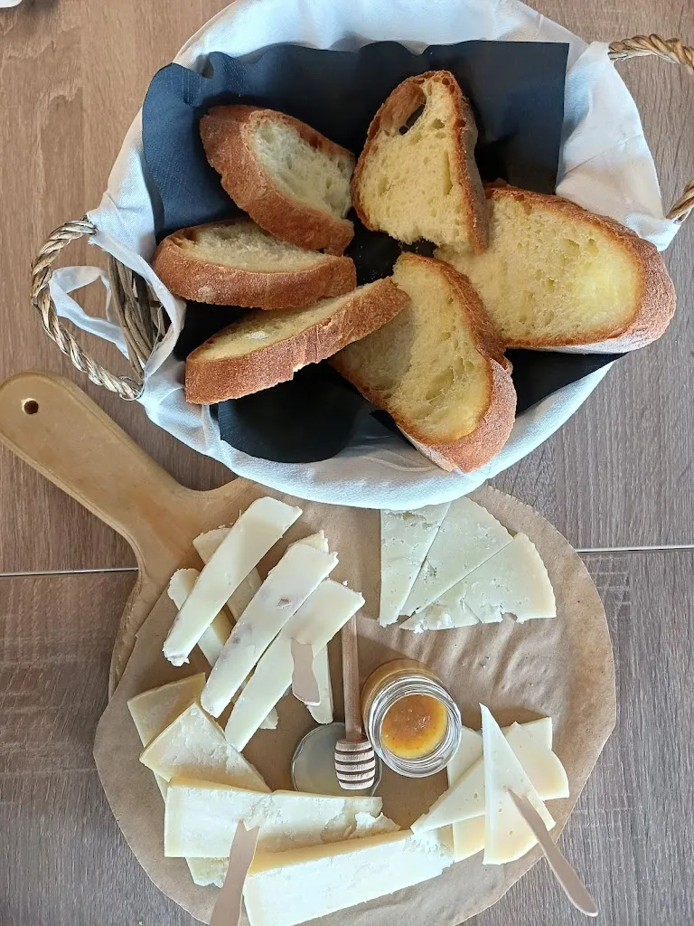 Mariana Santos Moreira_GV9 Bar Bistrot_Pietrapertosa_recensione