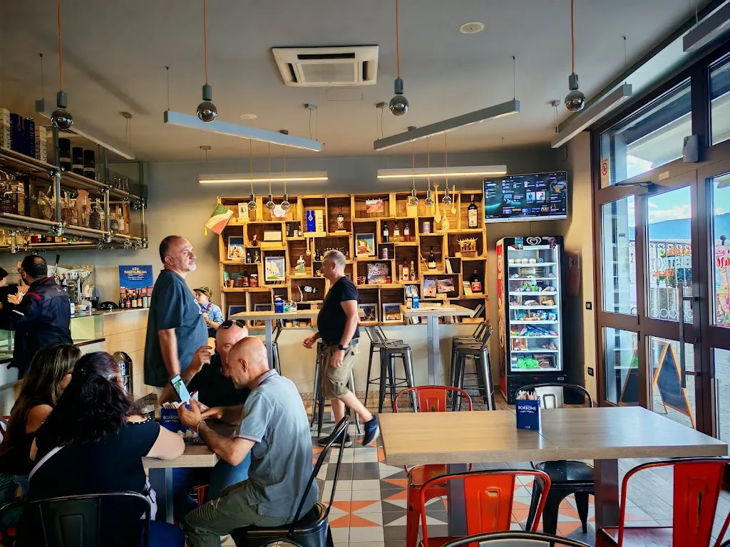 GV9 Bar Bistrot_Pietrapertosa_slider_image_3